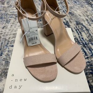 NWB A New Day Blush Heels size 6.5 Ad149 Ema